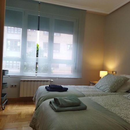 Centrico Apartamento Oviedo Parking Y Wifi Gratuitos Admite Mascotas Exterior photo